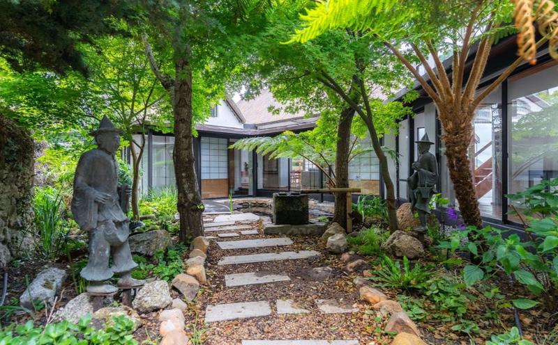 6 Bedroom Property for Sale in Hout Bay Western Cape